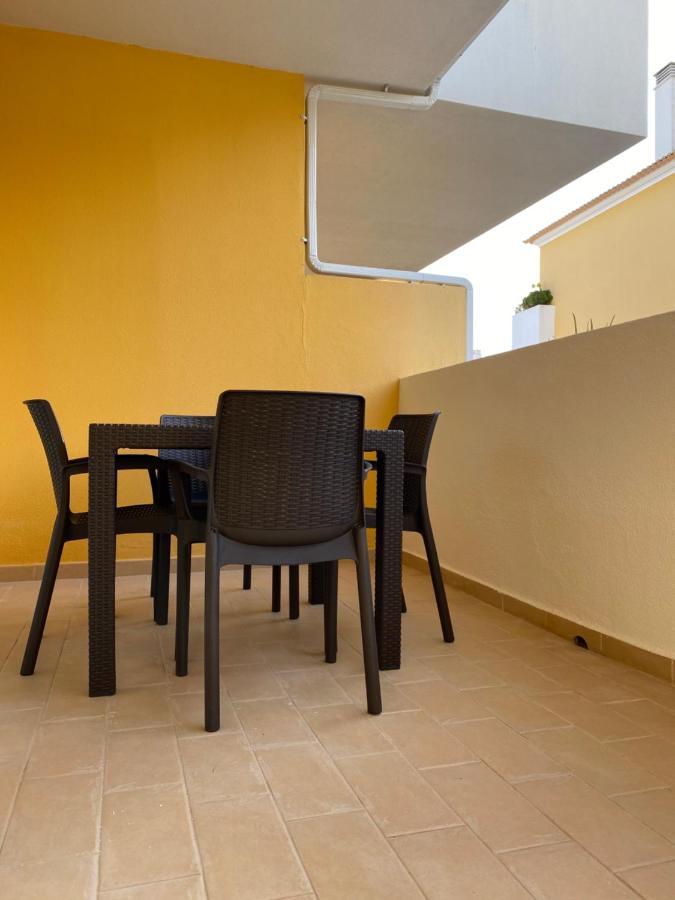 Apartamento T2 Com Piscina Em Conceicao E Cabanas De 타비라 외부 사진